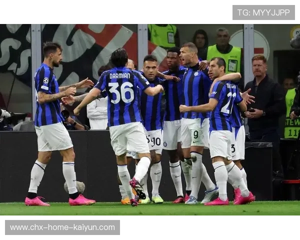 AC米兰通过强势逼抢夺回控球权