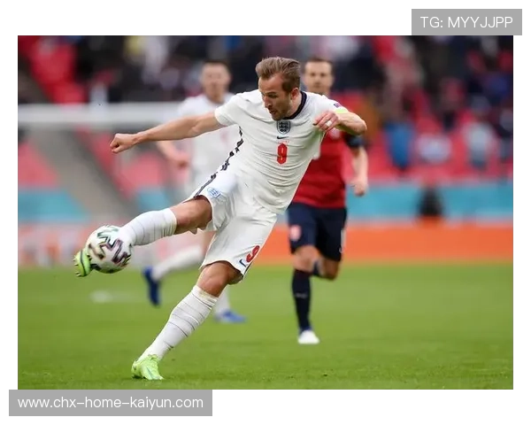 凯恩凌空推射破网，拜仁继续统治赛场